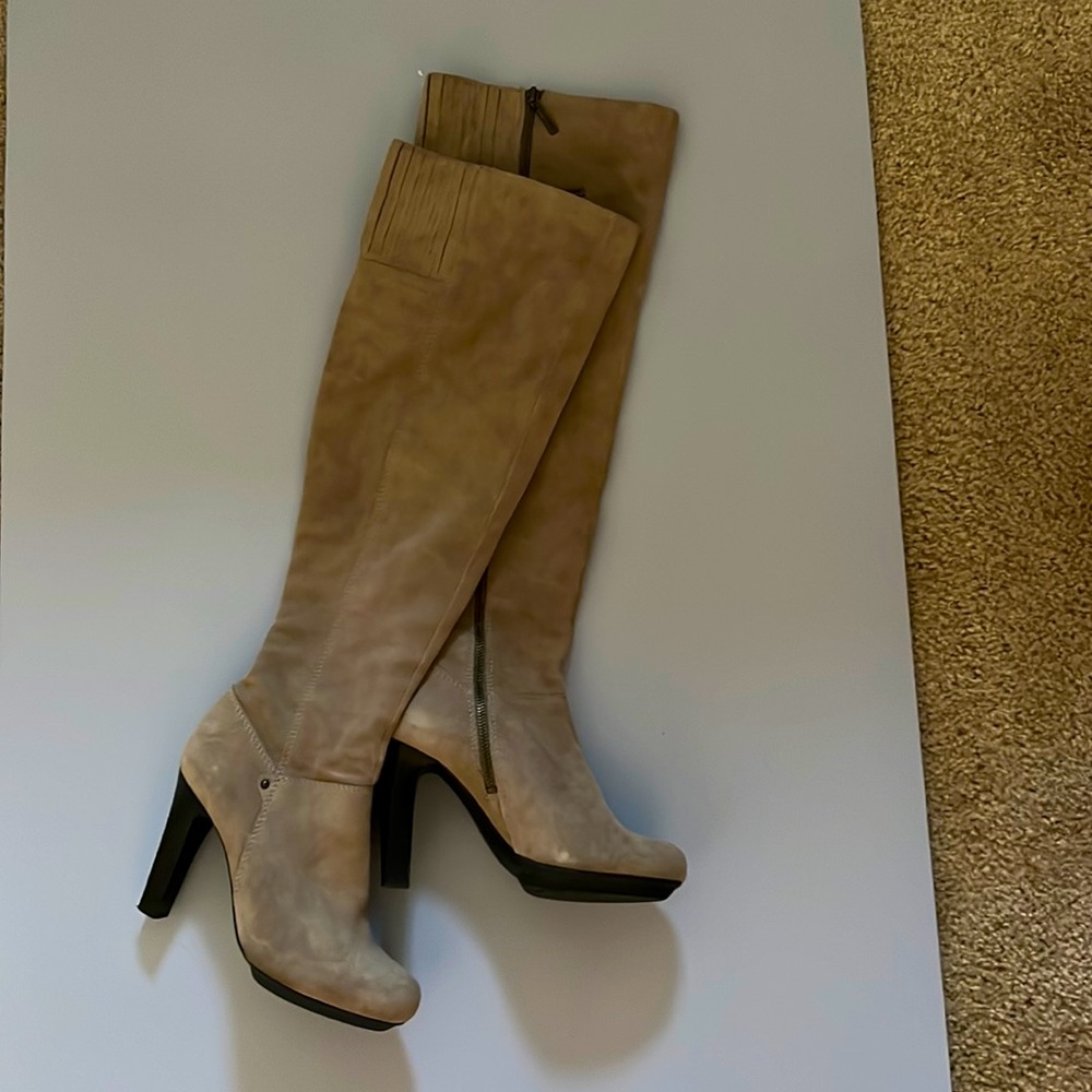DKNYC Over-the-knee suede leather boots (size 8)